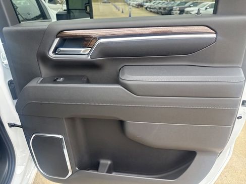 New 2026 Chevrolet Silverado 3500 LT w/ All Star Edition AWD/4WD image 18
