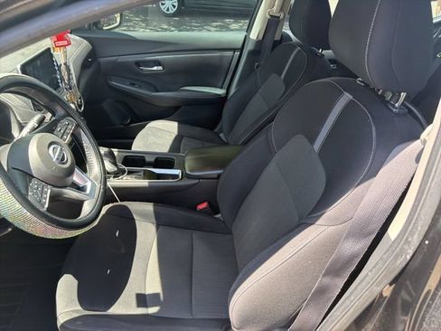 Used 2021 Nissan Sentra SV FWD image 4