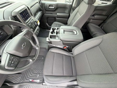 New 2026 Chevrolet Silverado 1500 Custom Trail Boss AWD/4WD image 3