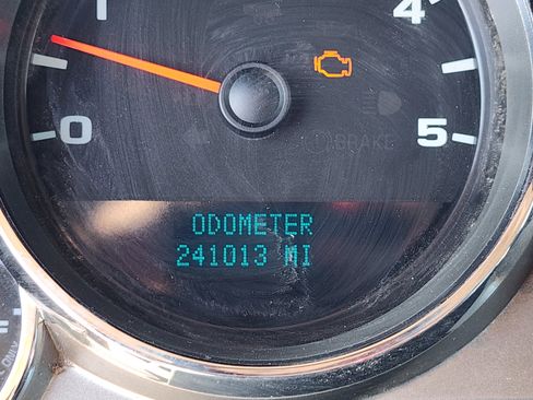 Used 2011 Chevrolet Silverado 3500 W/T image 16