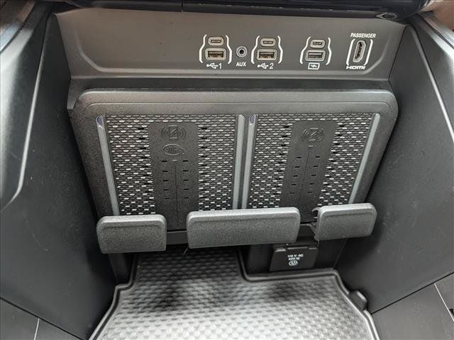 Used 2026 RAM 1500 Laramie AWD/4WD image 38
