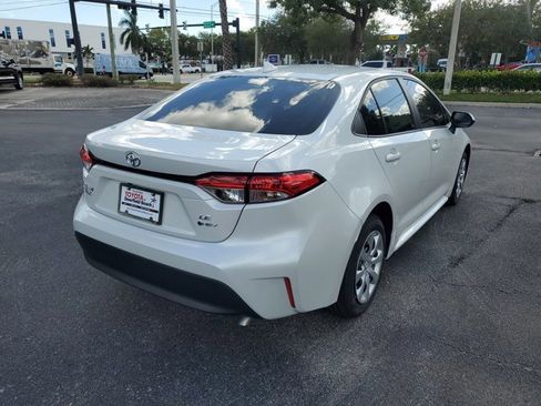 New 2026 Toyota Corolla LE image 4