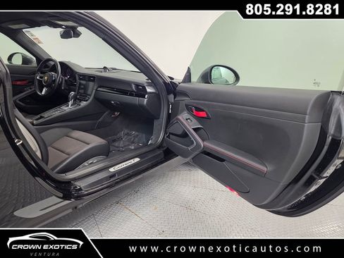 Used 2018 Porsche 911 Carrera T w/ Carrera T Interior Package RWD image 20