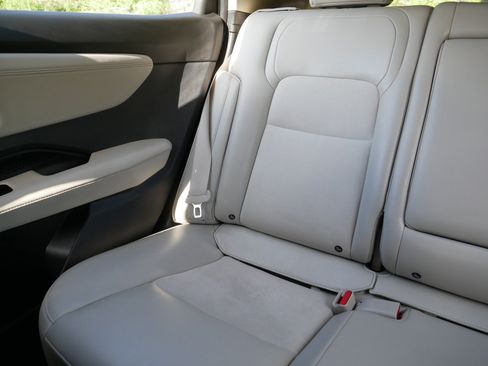 Certified 2024 Nissan Ariya AWD image 12