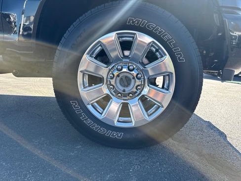 Used 2020 Ford F350 Platinum w/ FX4 Off-Road Package AWD/4WD image 39
