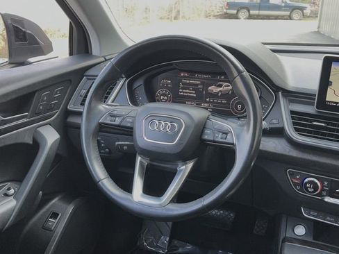 Used 2018 Audi Q5 2.0T w/ Premium Plus Package image 17