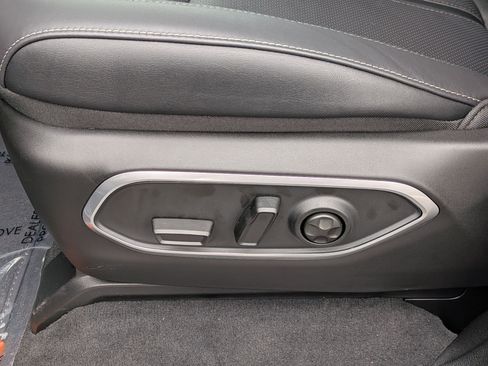 New 2026 Jeep Grand Wagoneer Limited image 13