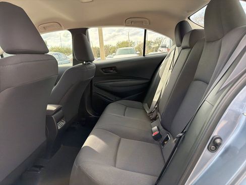 Used 2025 Toyota Corolla LE image 10