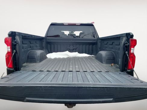 Used 2020 Chevrolet Silverado 1500 Custom Trail Boss w/ Custom Convenience Package image 20