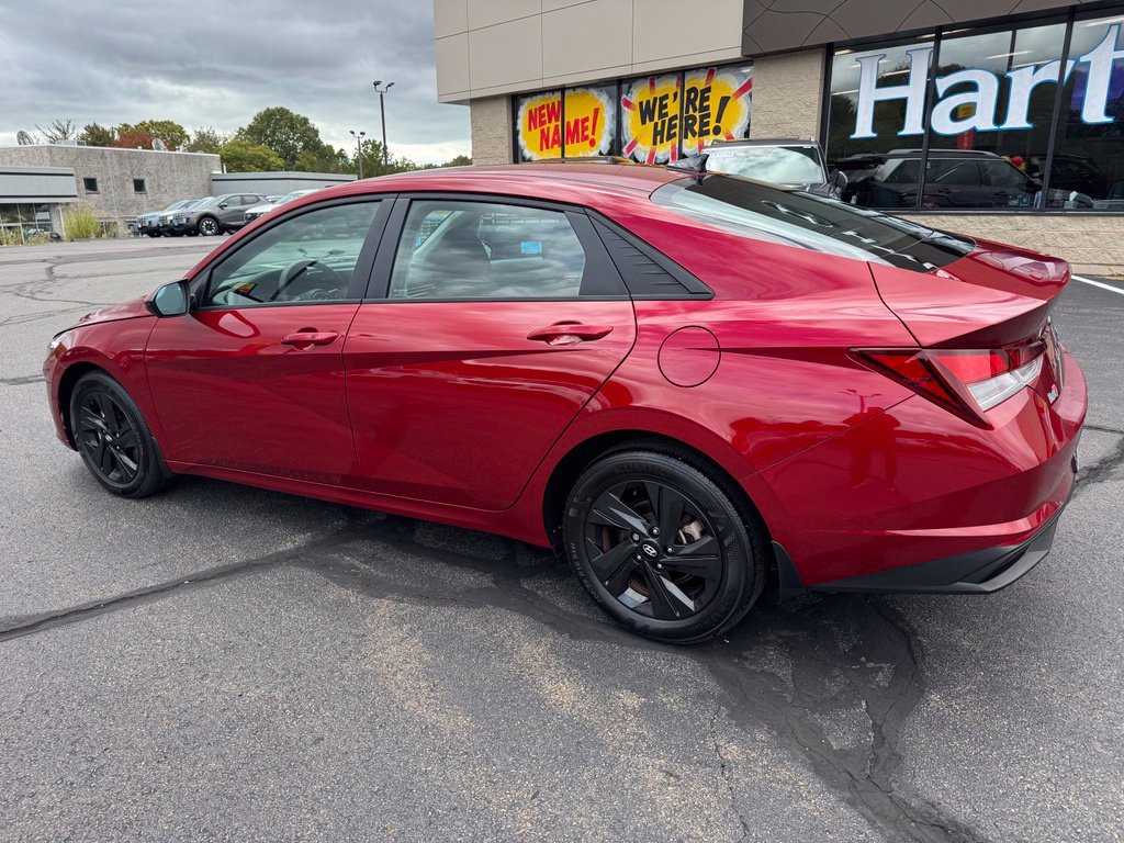 Used 2023 Hyundai Elantra SEL FWD image 7