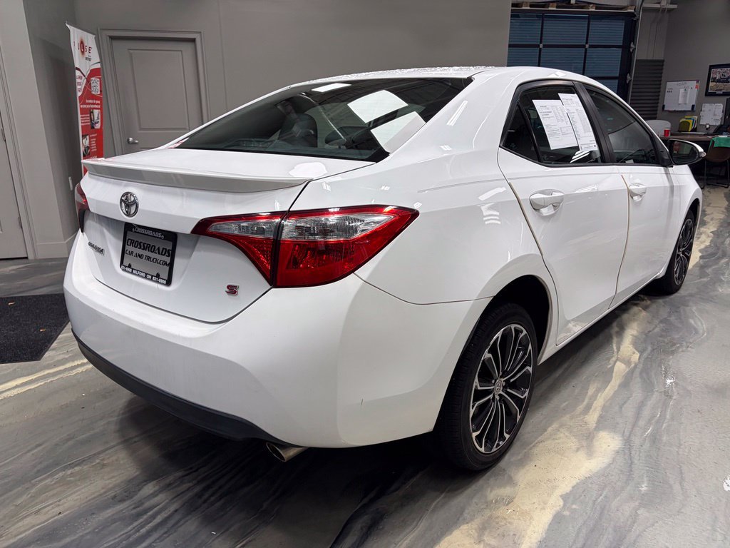 Used 2016 Toyota Corolla S FWD image 31