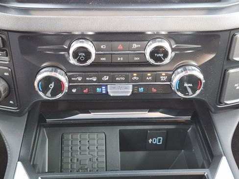 New 2026 Ford F450 Platinum w/ FX4 Off-Road Package image 17