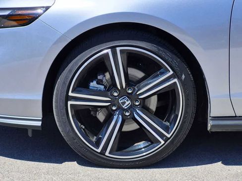 Certified 2025 Honda Accord Sport image 15