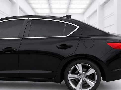 Used 2013 Acura ILX w/ Technology Package FWD image 21