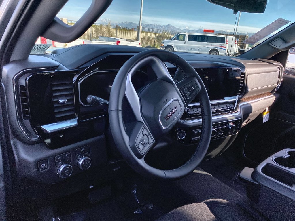 Certified 2026 GMC Sierra 1500 Elevation w/ X31 Off-Road Package AWD/4WD image 18