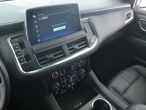 Used 2024 Chevrolet Suburban RST image 27