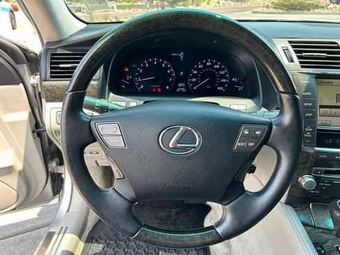Used 2010 Lexus LS 460 AWD image 10
