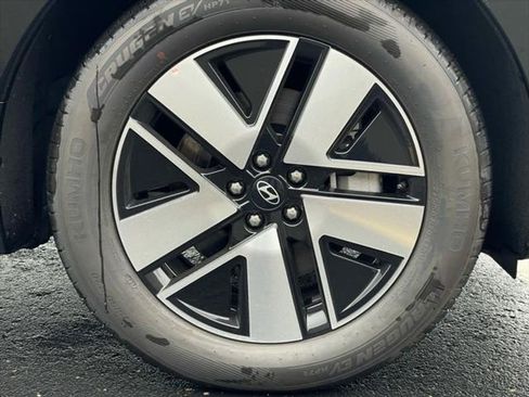 New 2026 Hyundai Ioniq 9 SEL image 9