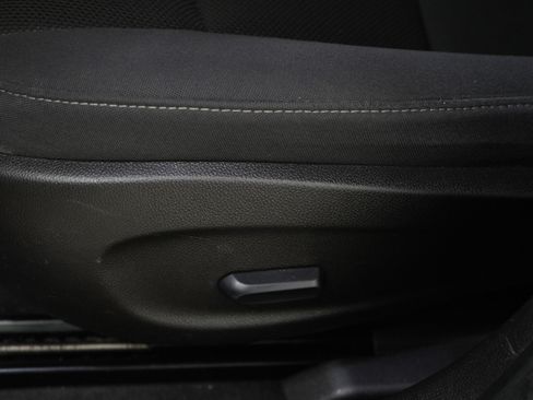 Used 2013 Chevrolet Cruze LT FWD image 22