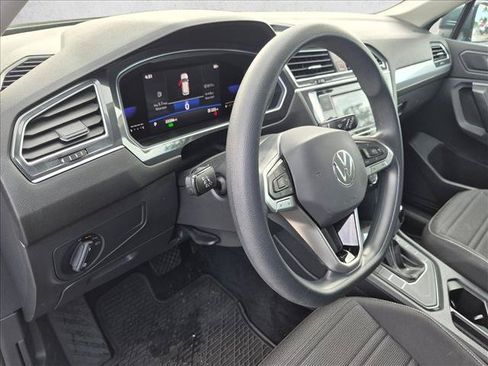 Used 2022 Volkswagen Tiguan S FWD image 12