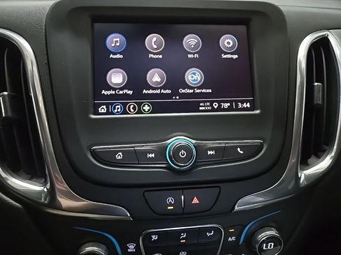 Used 2024 Chevrolet Equinox LT image 17