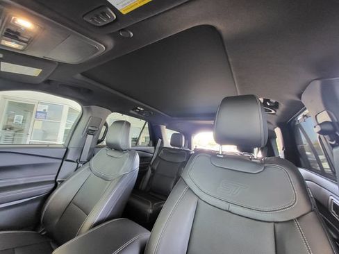 Used 2023 Ford Explorer ST w/ Equipment Group 401A AWD/4WD image 11
