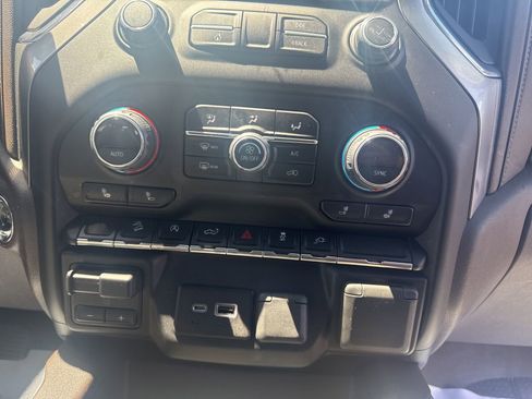Used 2019 Chevrolet Silverado 1500 RST w/ All-Star Edition AWD/4WD image 9