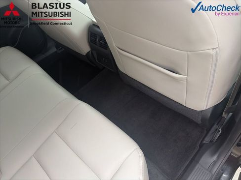 Used 2023 Nissan Rogue SL AWD/4WD image 44