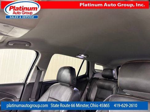 Used 2019 GMC Terrain SLT AWD/4WD image 14
