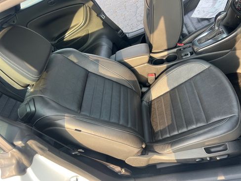 Used 2019 Buick Cascada Premium FWD image 19