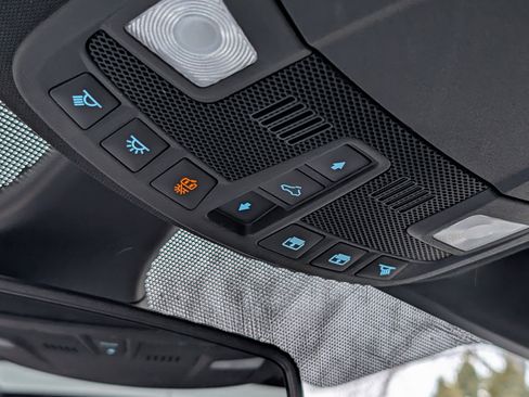 Used 2024 Ford Edge ST-Line image 27