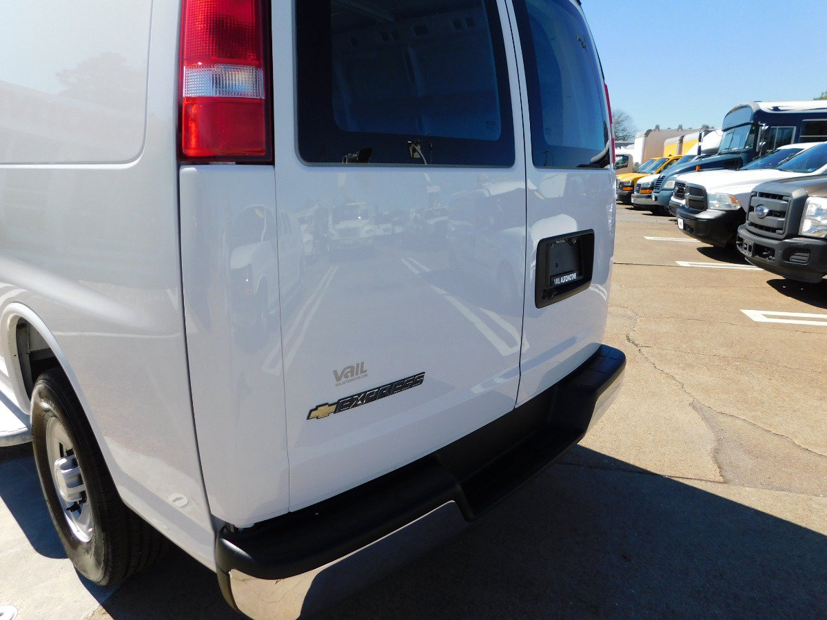 Used 2025 Chevrolet Express 2500 w/ Driver Convenience Package RWD image 34