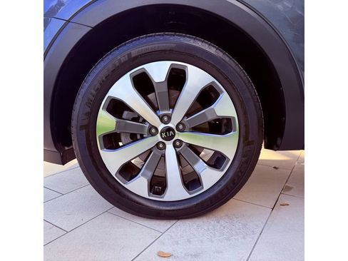 Used 2020 Kia Telluride S AWD/4WD image 38