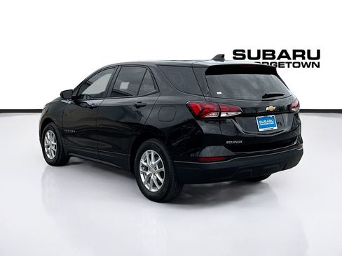 Used 2023 Chevrolet Equinox LS image 5