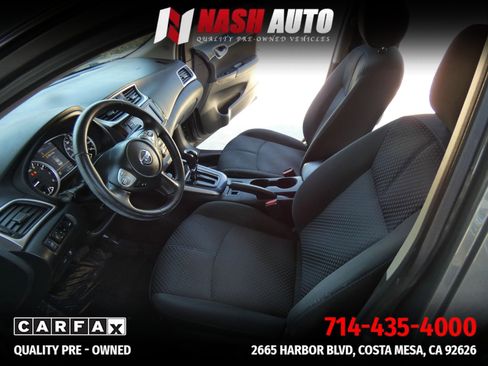 Used 2019 Nissan Sentra SR FWD image 41