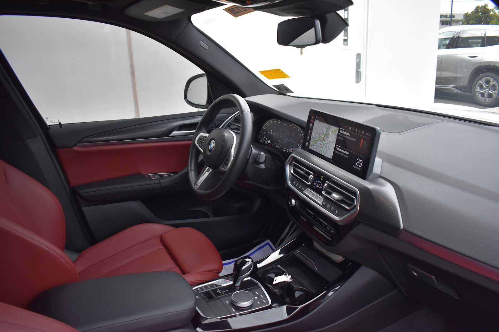 Used 2023 BMW X3 xDrive30i w/ M Sport Package AWD/4WD image 10