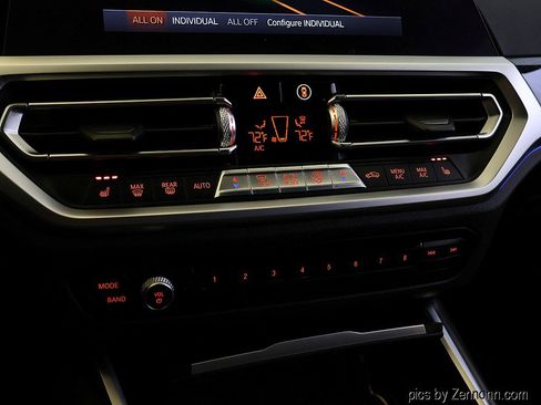 Used 2021 BMW 330i xDrive 330i xDrive w/ Convenience Package image 22