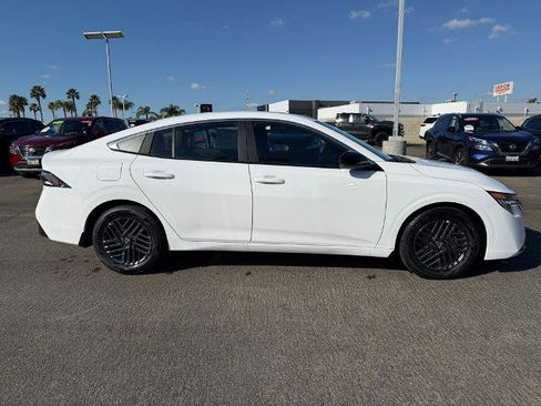 New 2026 Nissan Sentra SV w/ SV Convenience Package FWD image 7