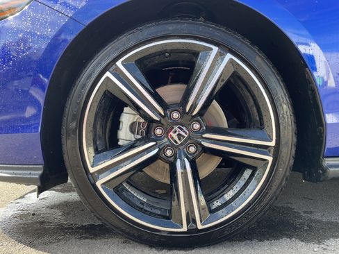 Used 2025 Honda Accord Sport image 27