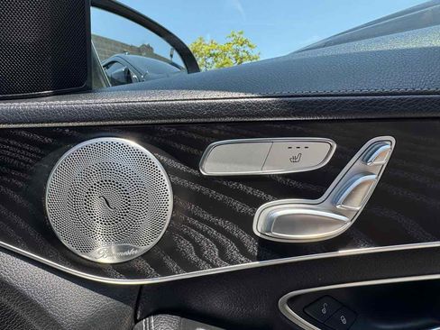 Used 2015 Mercedes-Benz C 300 4MATIC Sedan image 34