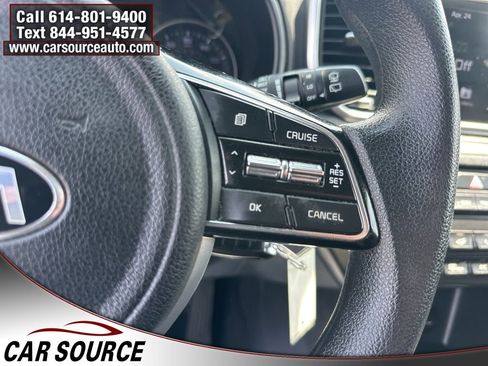 Used 2020 Kia Sportage LX AWD/4WD image 17