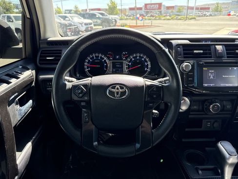 Used 2019 Toyota 4Runner TRD Off-Road Premium AWD/4WD image 16