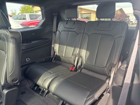 New 2026 Jeep Grand Cherokee L Limited AWD/4WD image 11