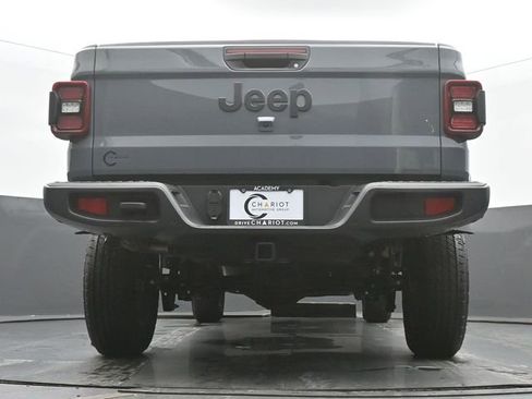 New 2025 Jeep Gladiator Sport image 50