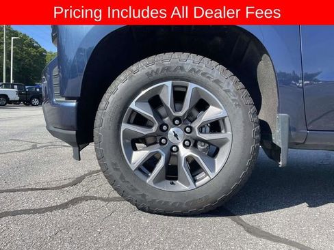 Used 2022 Chevrolet Silverado 1500 RST w/ Safety Package AWD/4WD image 9