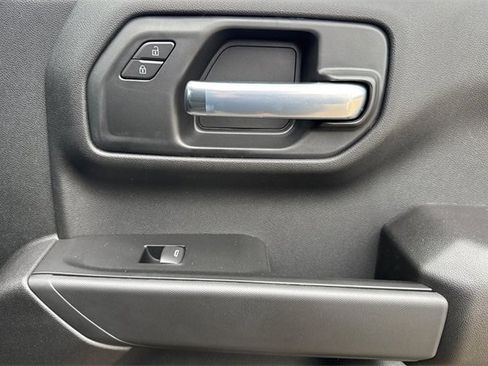 New 2026 GMC Sierra 1500 Pro w/ Pro Value Package image 17