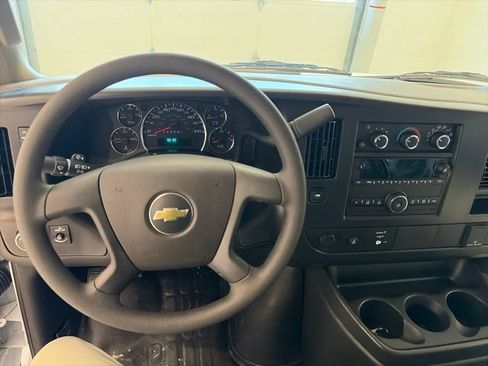 New 2026 Chevrolet Express 2500 Extended RWD image 14