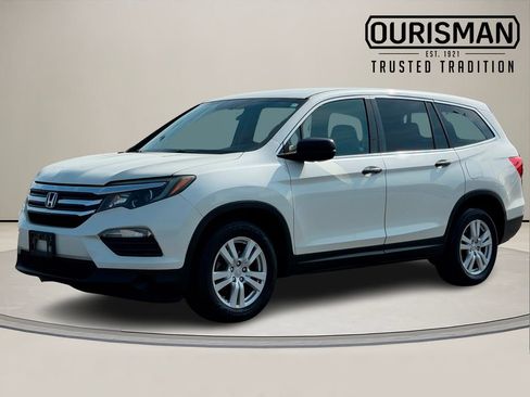 Used 2016 Honda Pilot LX image 2