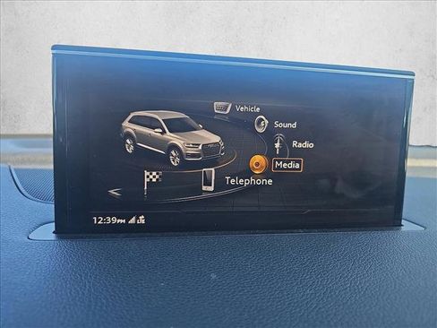 Used 2017 Audi Q7 3.0T Premium Plus image 21