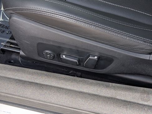 Used 2025 BMW 430i Convertible w/ Premium Package RWD image 19